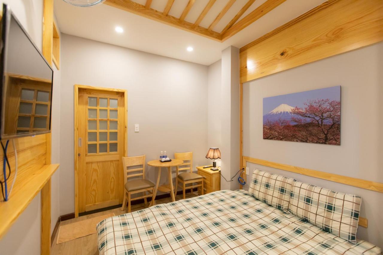 Nguyen Tai Hostel & Coffee Далат Екстер'єр фото